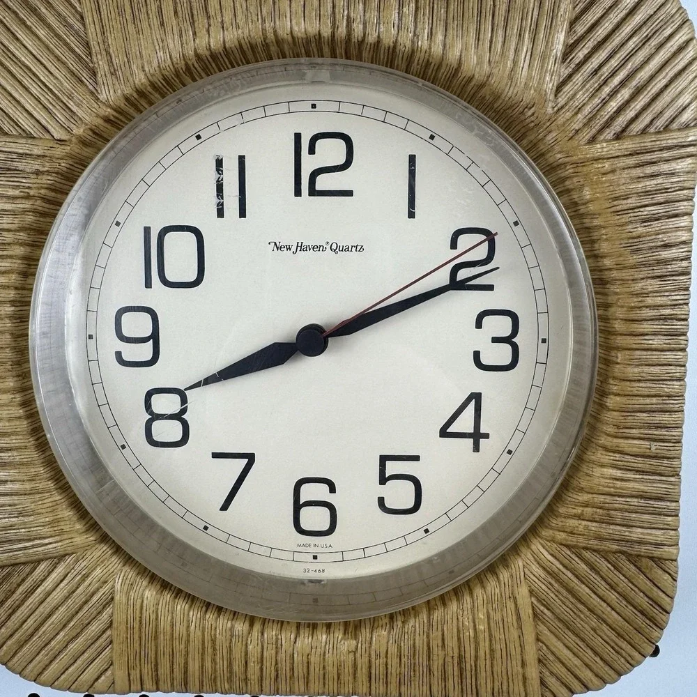 Vtg 1980 New Haven Quartz Wall Clock Faux Wood Frame Boho‎ Farmhouse